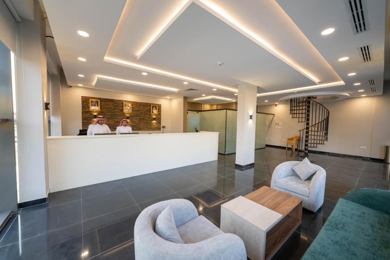 Mirada Gold Jizan - Resort & Private Pools Buitenkant foto The lobby of the hotel
